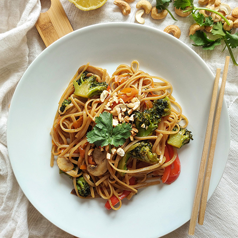 Pad thaï végétarien aux nouilles Udon